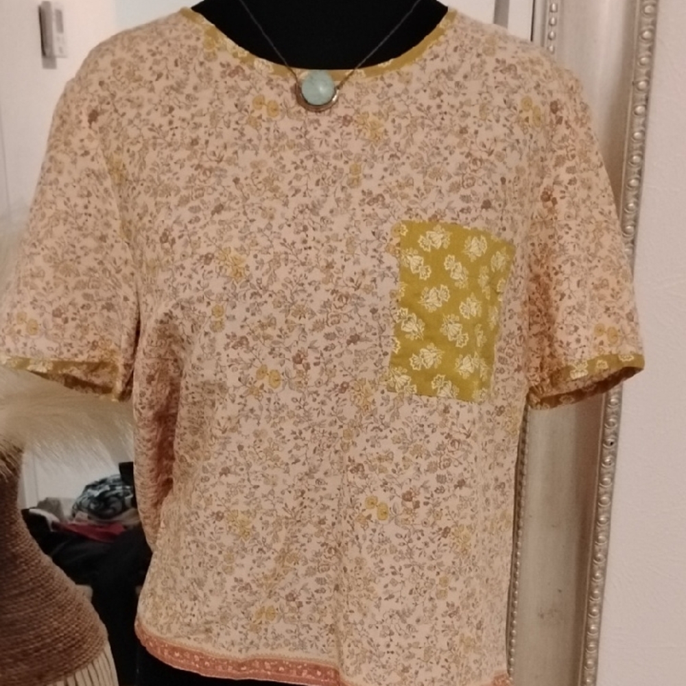 Madewell Cream and Yellow Short Sleeve Tee